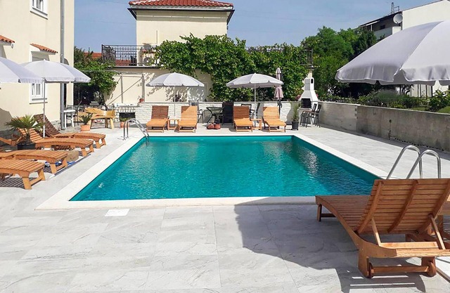 Amazing apartment in Lopar with WiFi