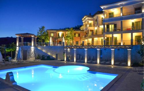 Amazing Apartment In Tortoreto