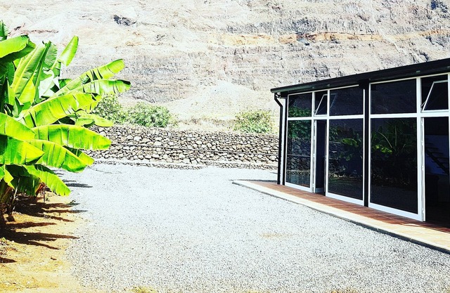 AMAZING BIG COAST HOUSE ON A TRANQUIL ORGANIC FARM WITH AMAZING MOUNTAINS VIEWS!