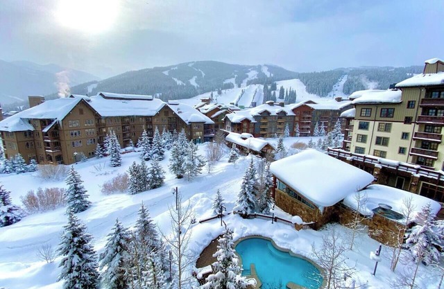 Amazing Copper Mountain Views! Steps to Lifts!