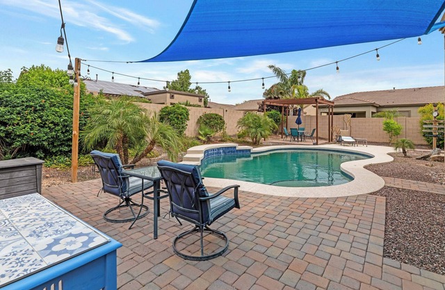 Amazing family vacation home with an amazing pool area in Surprise Arizona!!
