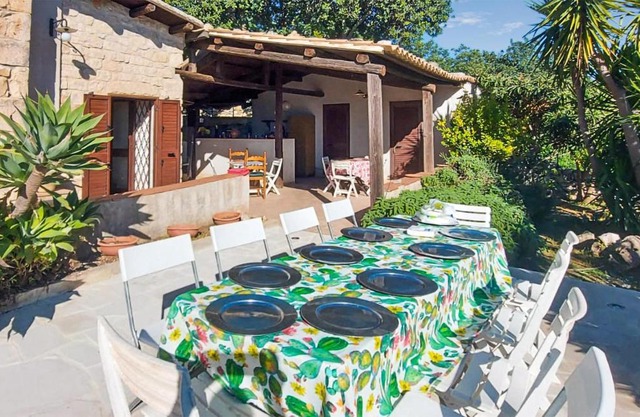 Amazing Home In Modica With Sauna