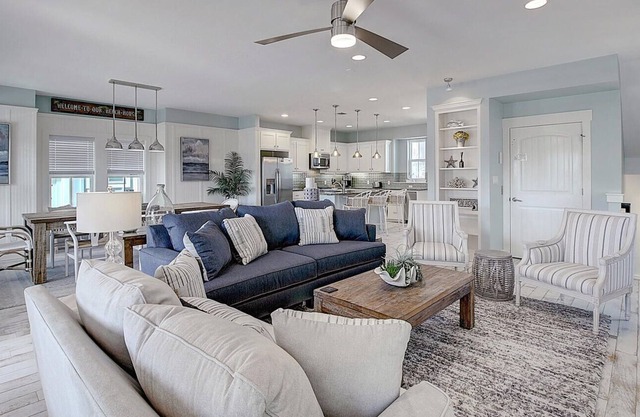 Amazing lake views and a fresh redesign so you'll want to hideaway forever!