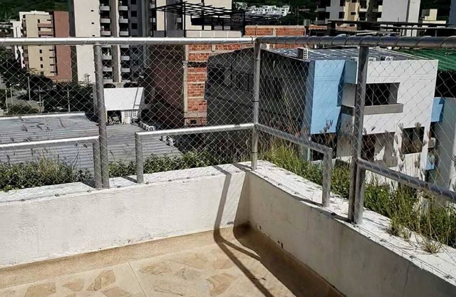 Amazing penthouse 3-bedroom building near playa El Rodadero, with AC.
