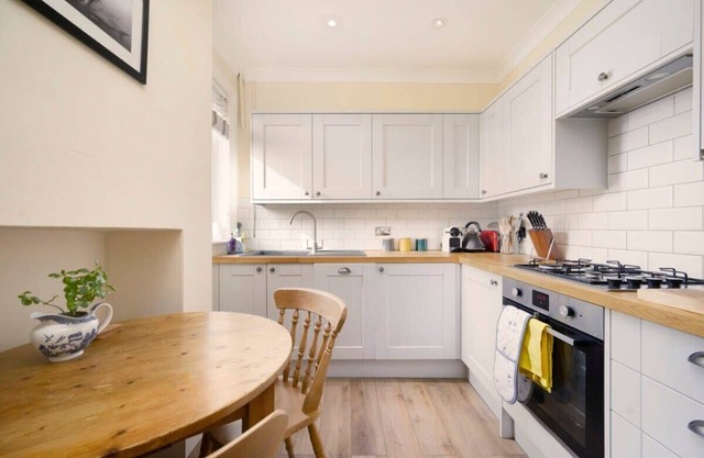 Amazing & Rustic 2BR Flat