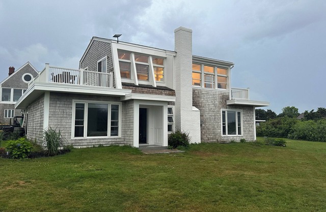 Amazing Views Duxbury Bay