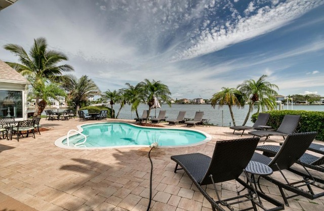 Amazing Waterfront House with Pool in Indian Rocks Beach!