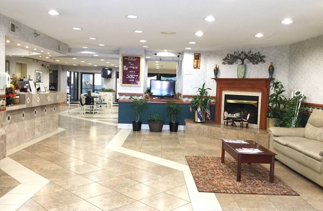 Americas Best Value Inn & Suites St. Louis, St. Charles Inn