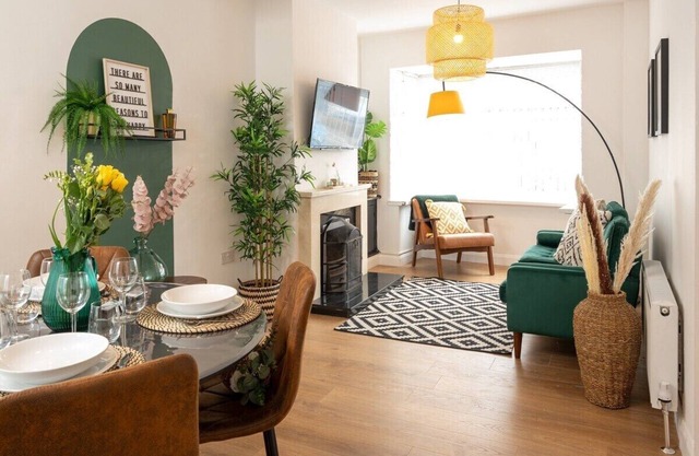 Amica Rose, 86 Rosebery Road, Belfast