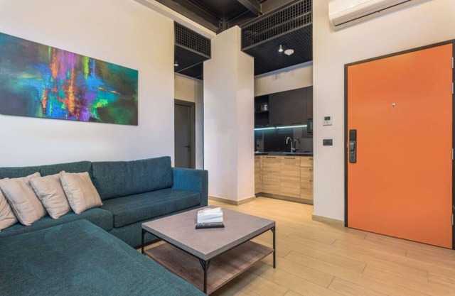 Amine Apart-Hotel by Stayinn