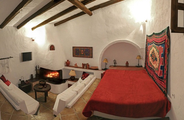 Ampelos Estate - The Studio