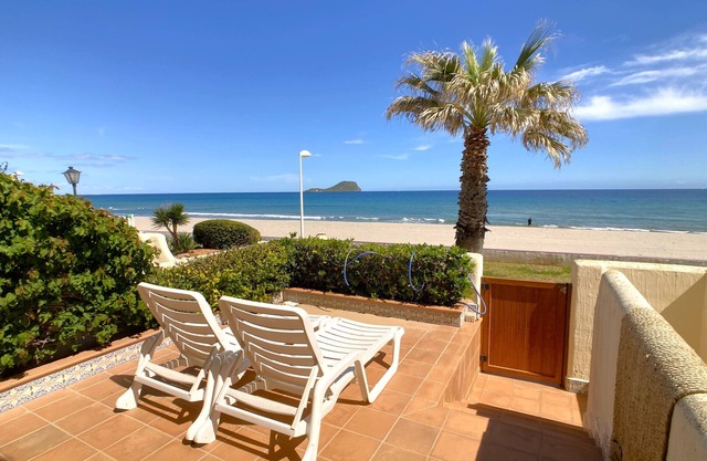 Ample duplex frontline to the Med