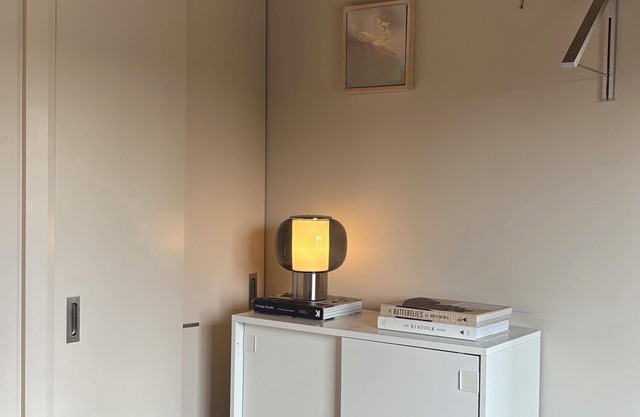 An apartment with full kitchen at the historic Bradshaw Lofts, Stratford