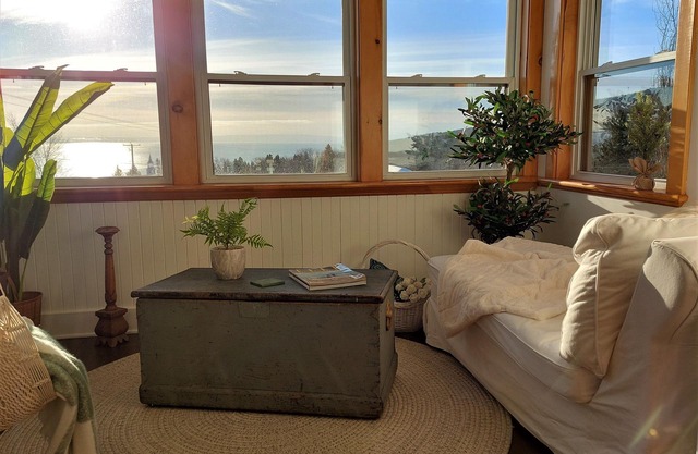 Ancestral home, Charlevoix - Saint-Irénée Beach & St. Lawrence River view