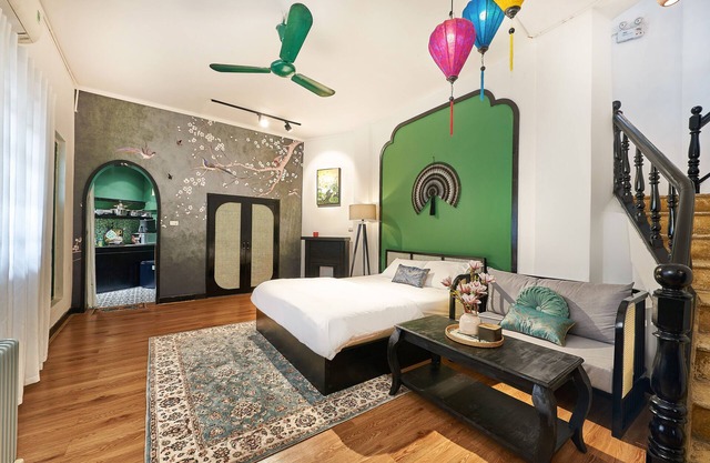Ancient villa 108m2 duplex next to Hoan Kiem Lake!