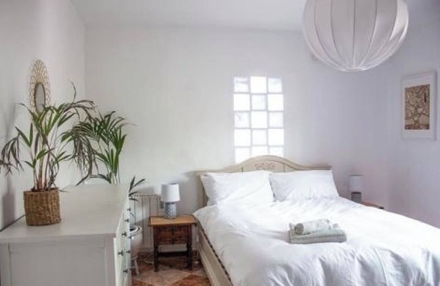 Andalusian Villa in an avocado and lemon grove