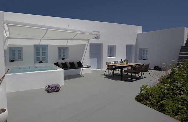 ANEMOLIA VILLA SANTORINI
