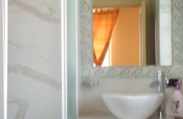 Angela Garden B&B - East Room (triple)