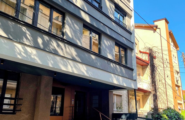 Angela's1-bedroom condo in Skopje center