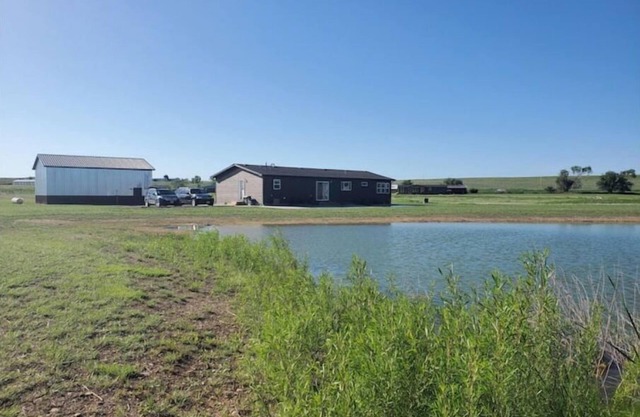 Angostura lake getaway