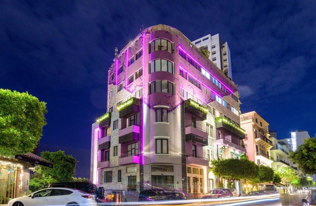 Anoor 104 Gemmayze Studio - Balcony & 24/7 Power