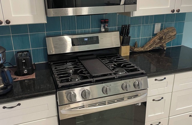 Another day in paradisenHigh end studio with WiFi and AC in pleasant Corolla