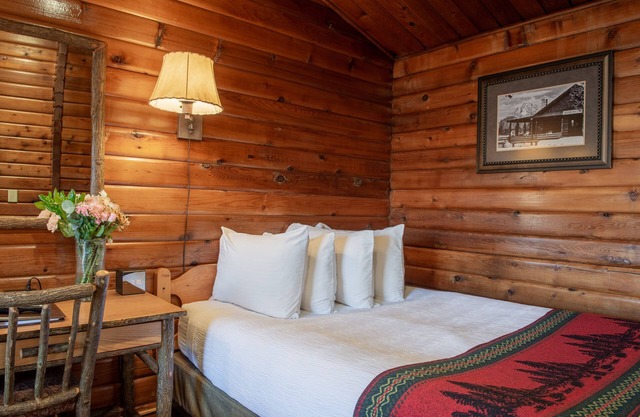 Antler Inn
