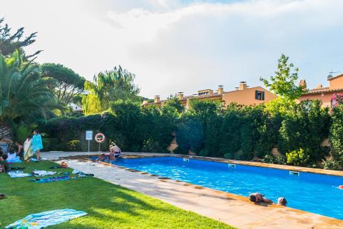 AO-4 CALELLA DE PALAFRUGELL 2 PAX