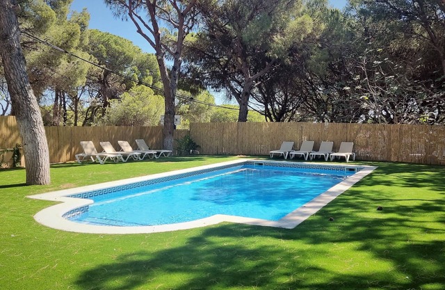 Apart. 4 Pax 300 m Beach, pool access (504-508 * MP 2H)