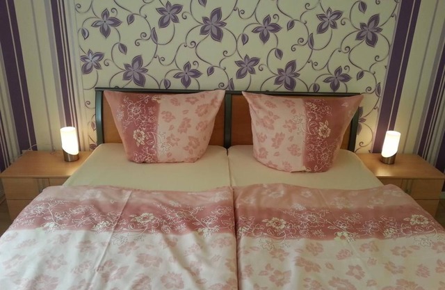 Apartments Angela/4-bed apartment with terrace - 4-bed apartment with terrace