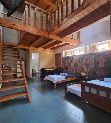 Apart del huésped II
