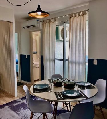 Apartamento amplo, próximo de tudo!