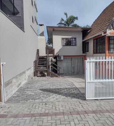 APARTAMENTO Bombinhas