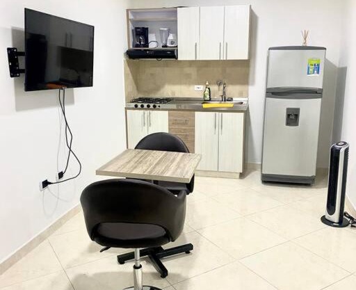 Apartamento completo cerca al CC Viva Envigado