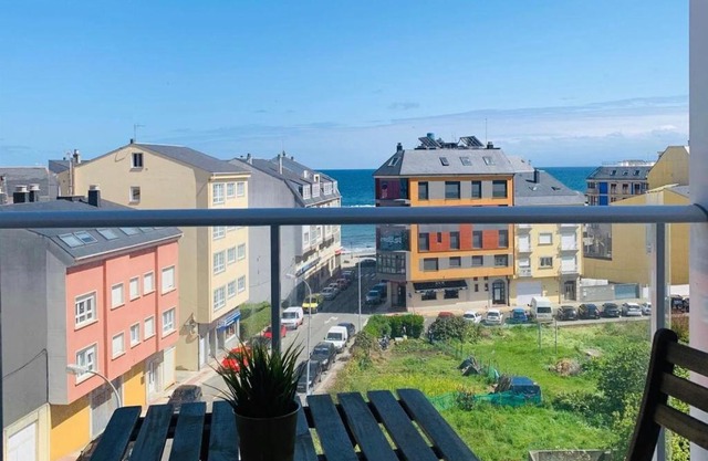 Apartamentos LAMAROSA -PLAYA URBANA