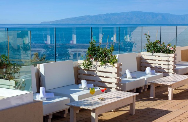 Aparthotel Los Dragos del Sur