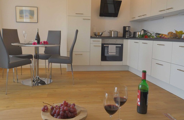 Apartment 05 - gate to the sea