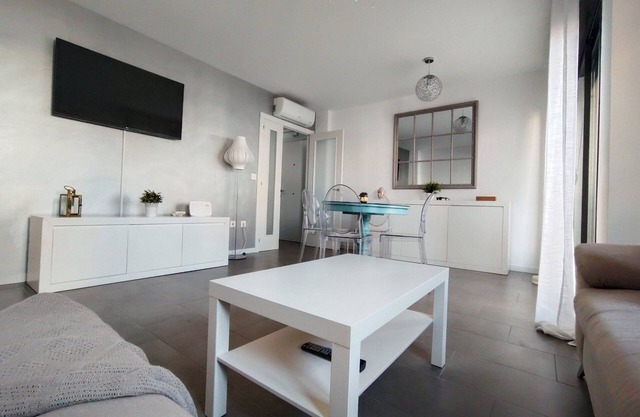 Apartment 2 minutes from the beach! Ideal for a few days with family and couples.