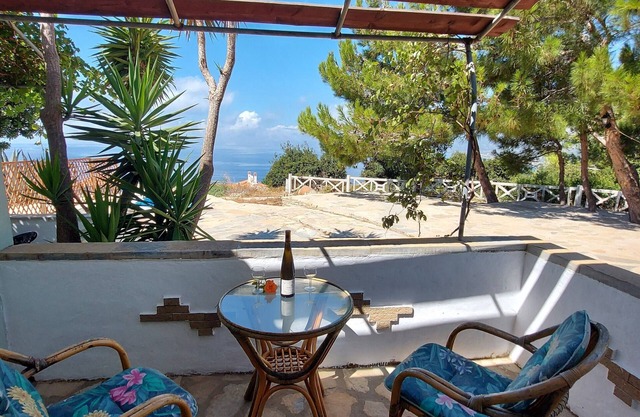 Apartment 800m From Koumeika, Samos