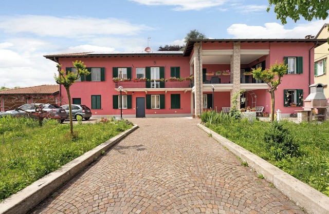 Apartment 'Al Vecchio Pozzo' with Private Terrace, Wi-Fi and Air Conditioning