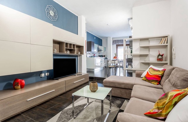 Apartment 'Anna' with Balcony, Wi-Fi and Air Conditioning