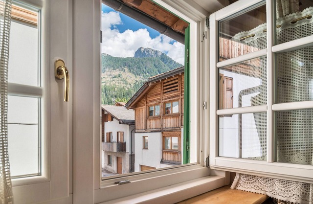 Apartment 'Appartamento Cinzia' with Mountain View