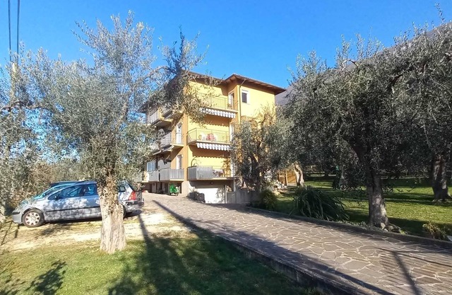 Apartment 'Bassinel 2' with Lake View, Private Terrace and Wi-Fi