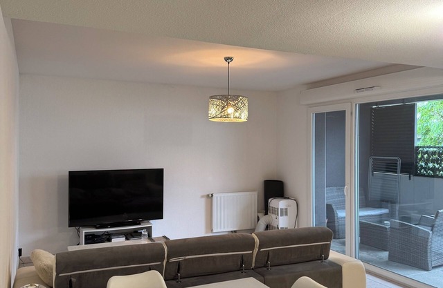 Apartment bedroom + sofa bed