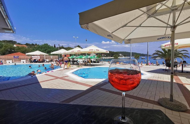 Apartment Bella with balcony and terrace in Necuja