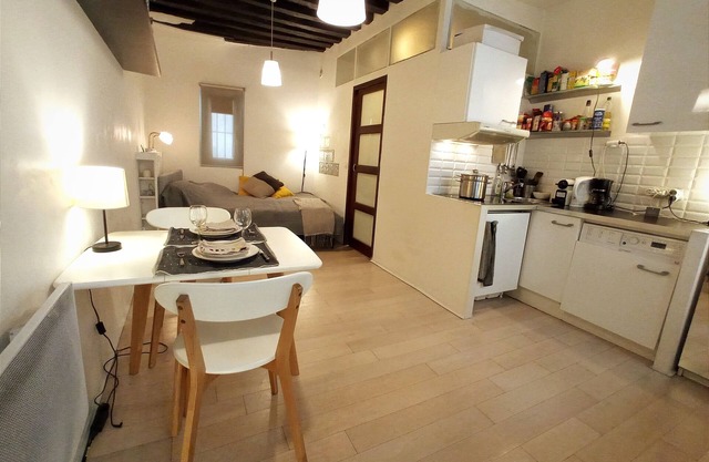 Apartment, Center of Paris, New, Comfortable and Quiet