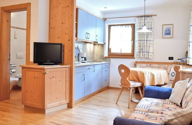 Apartment "Ciasa Mirio Sass" with Mountain View, Wi-Fi & Garden