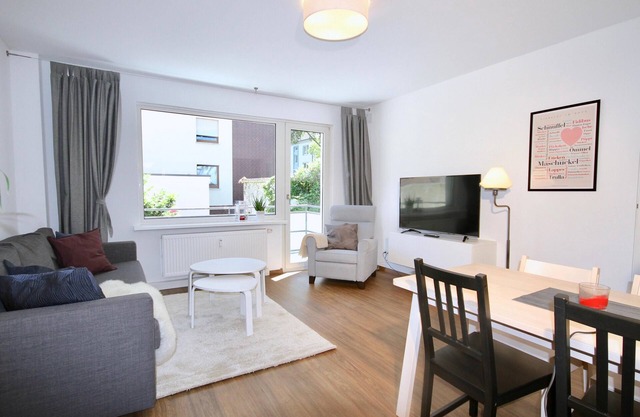 Apartment-Comfort-Private Bathroom-Balcony