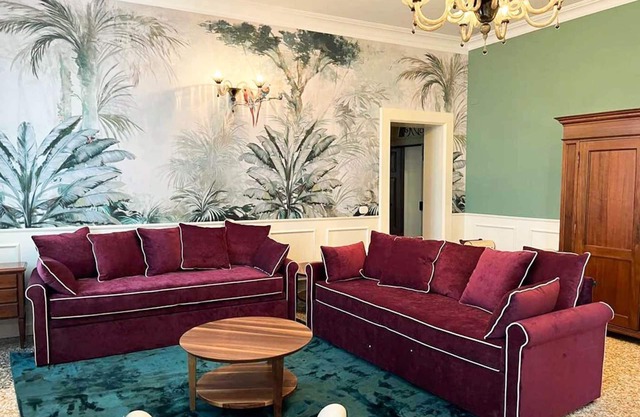 Apartment Cristallo - Four Bedroom Villa, Sleeps 8