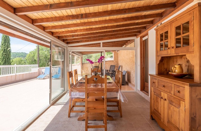 Apartment “Du Soleil Levant” – Comfort and Panoramic View in Apt